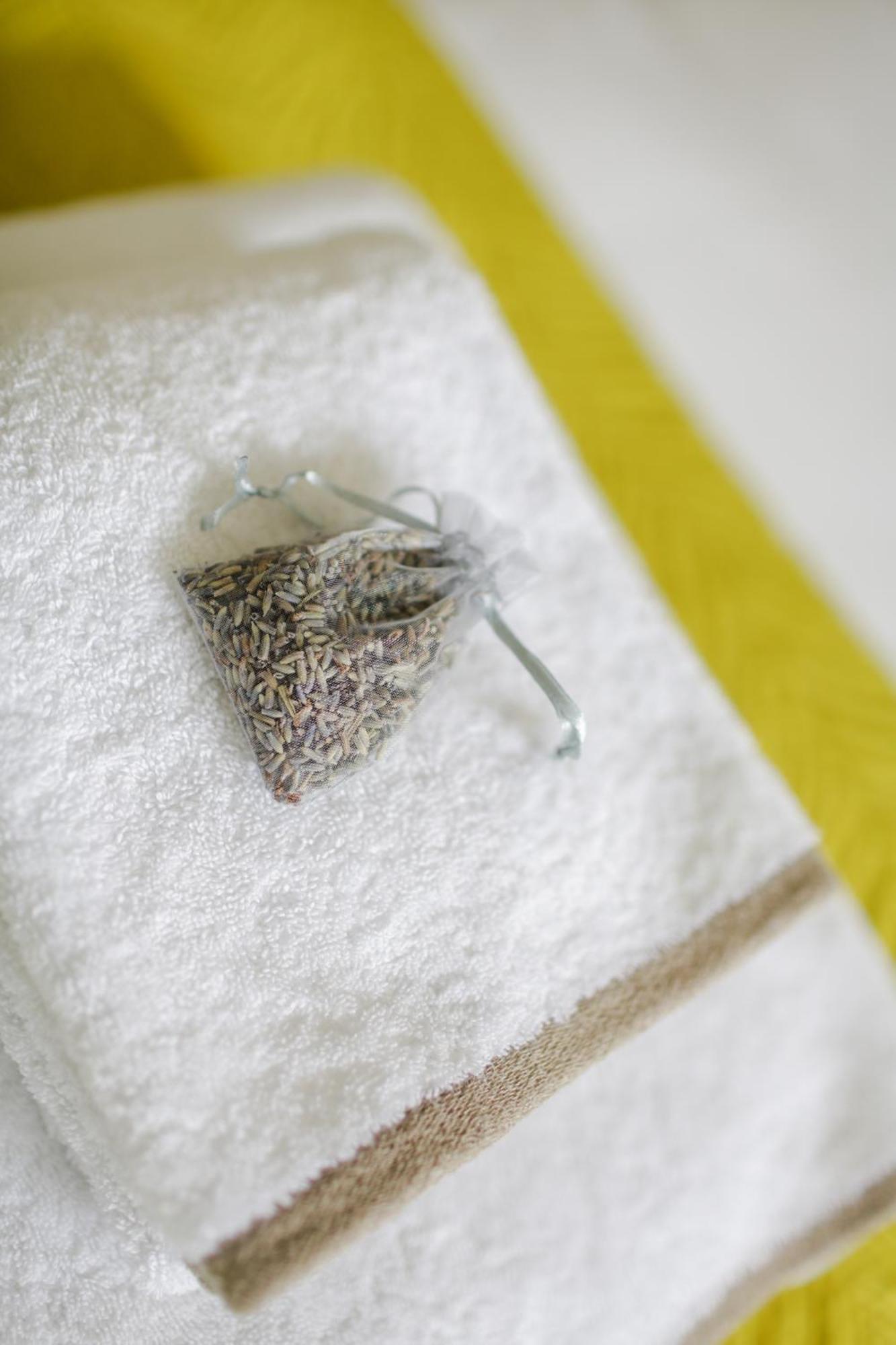 Grays Boutique B&B Бат Номер фото A sachet of lavender